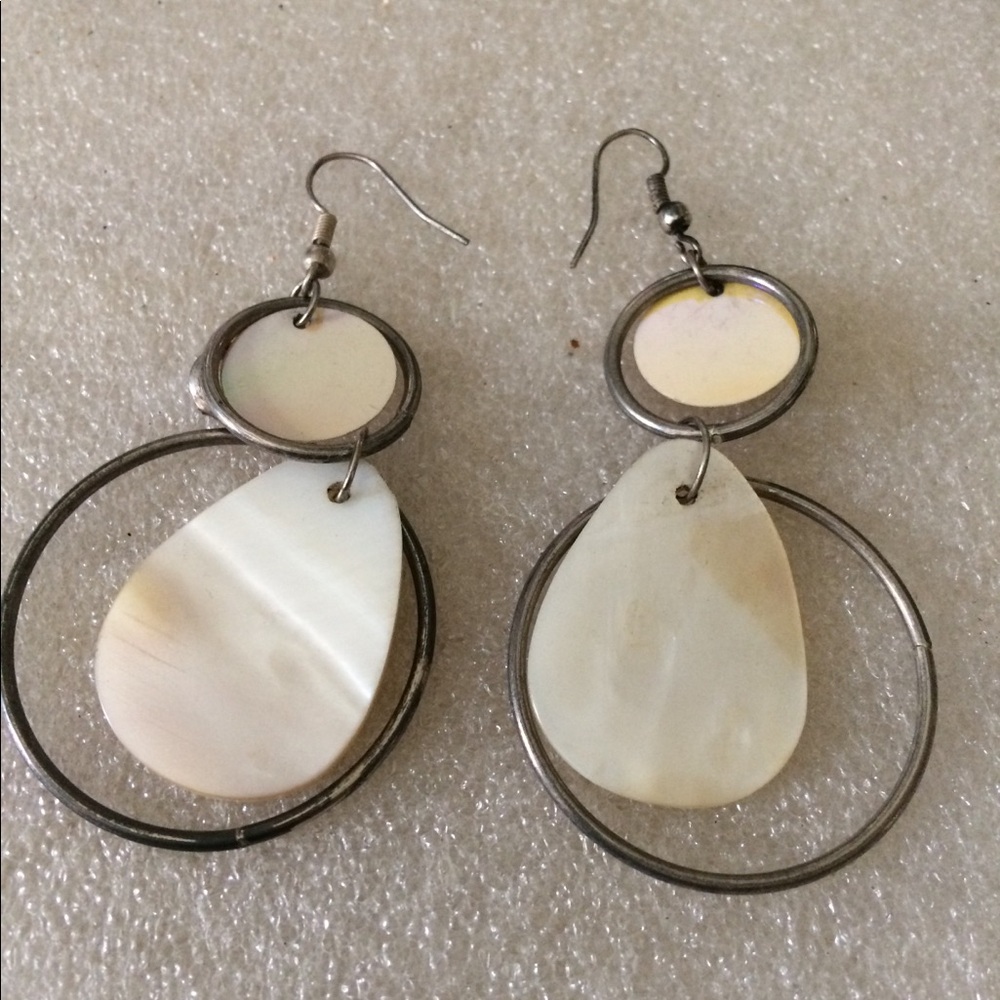 Vintage mop silver tone earrings